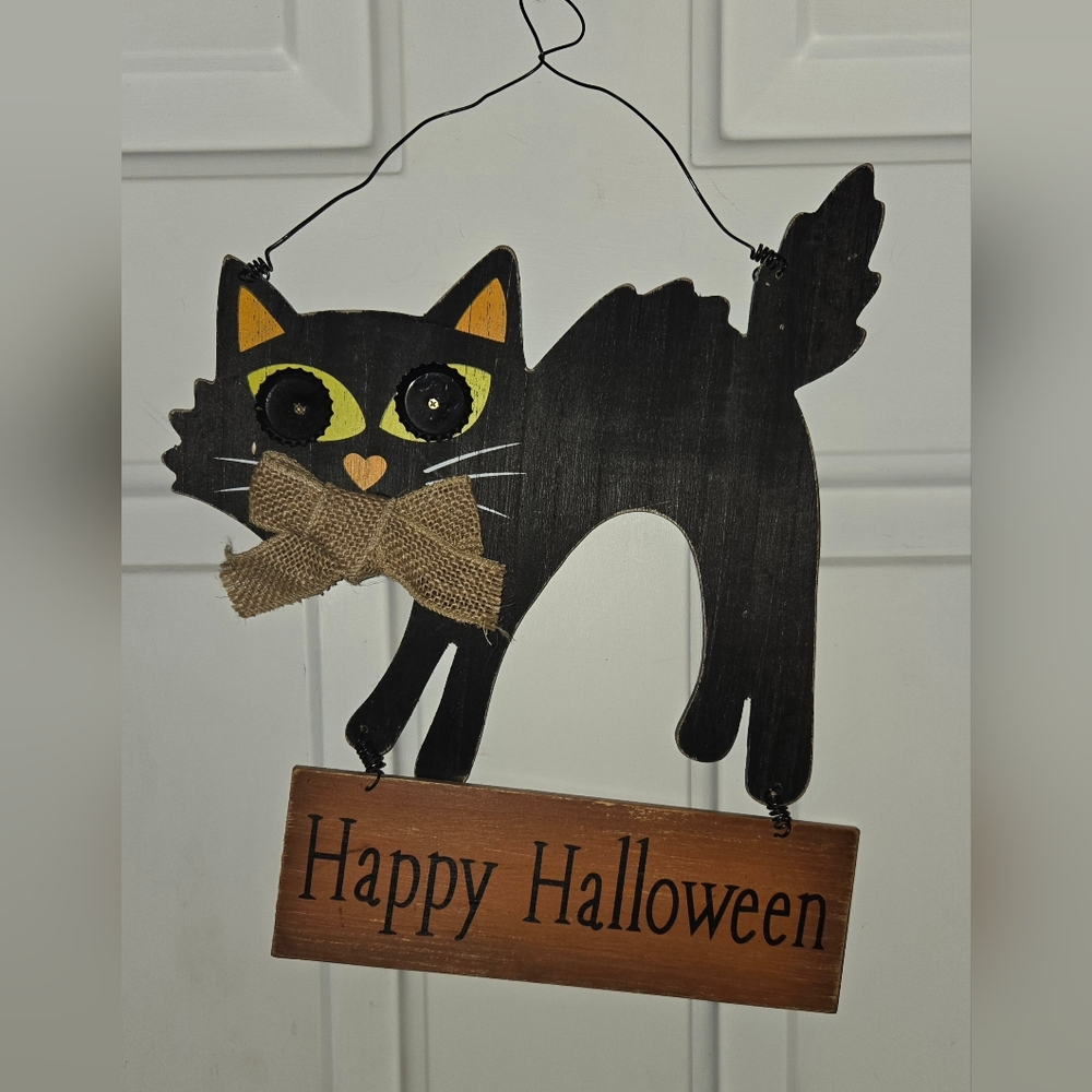 Charming Black Cat Halloween Wall Decor